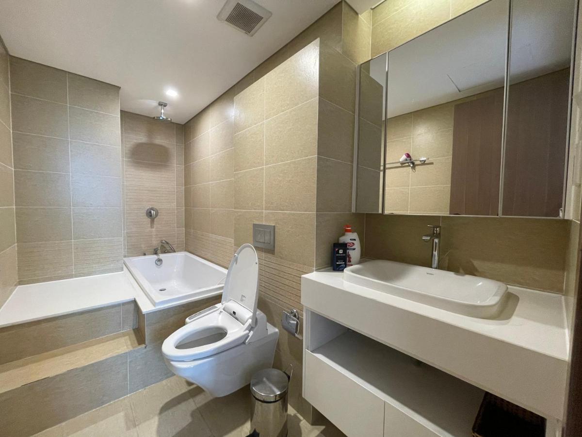 Vinhomes Metropolis Luxury Apartment 2 Br Hanoi Exterior photo