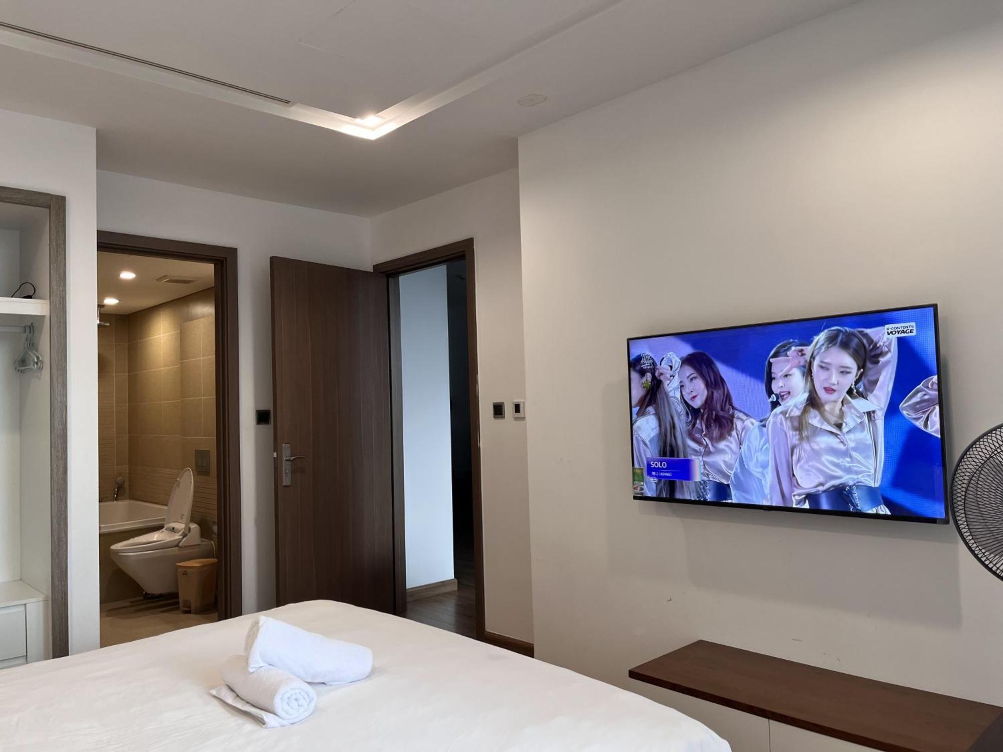 Vinhomes Metropolis Luxury Apartment 2 Br Hanoi Exterior photo